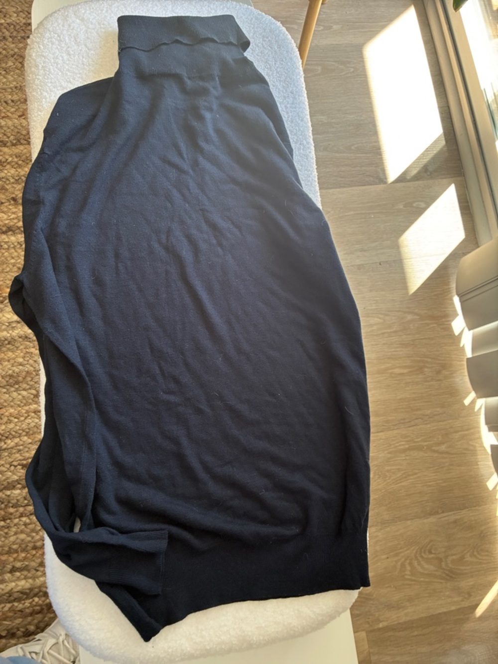 Ann Taylor Women's Navy Turtleneck Sweater - Picture 3 of 3